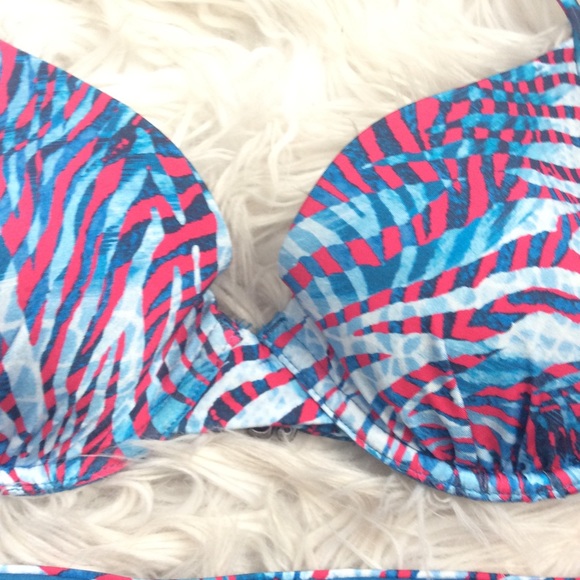 NWOT VS Animal Print Booster Halter Bikini - Picture 9 of 12